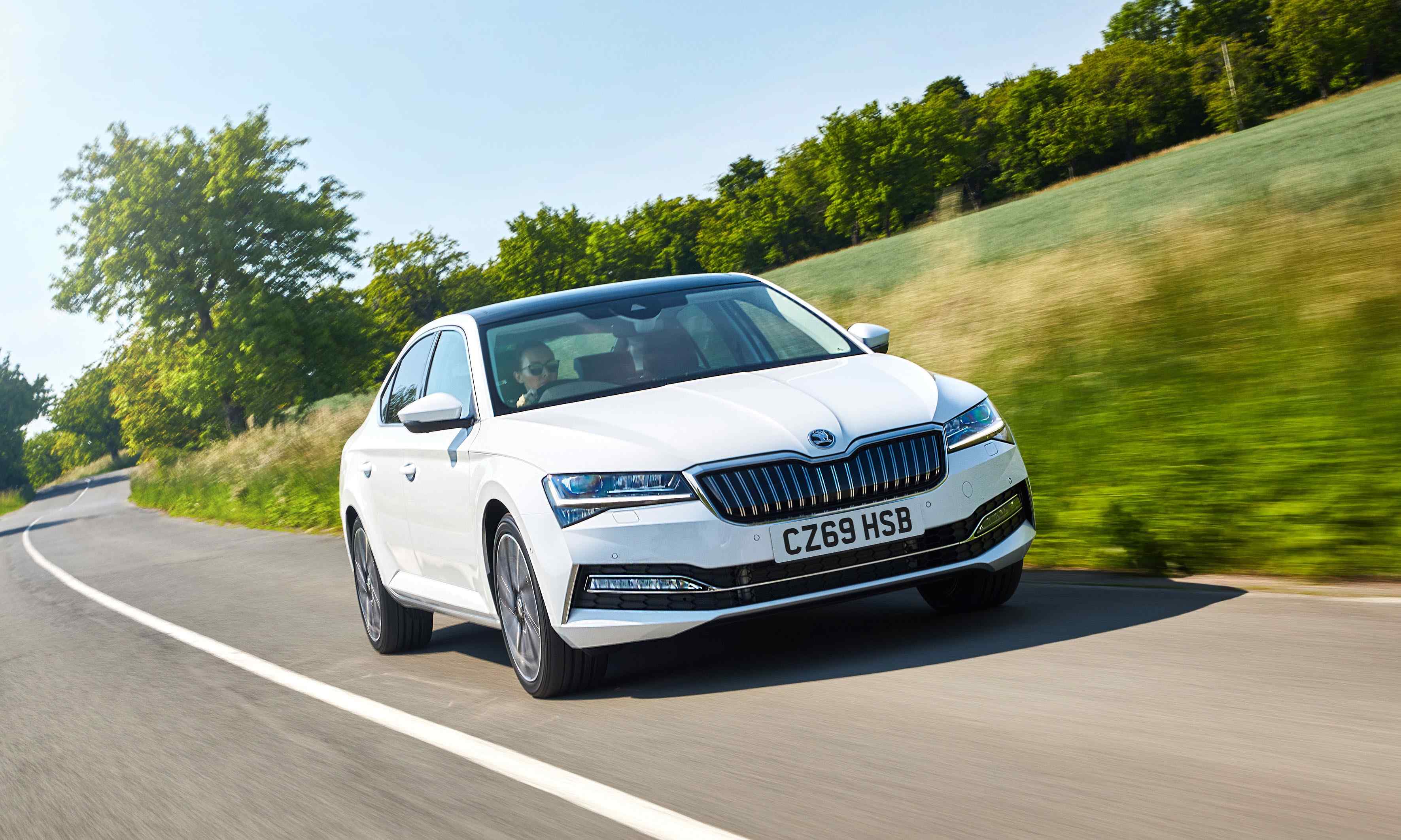 Skoda Superb Iv Phev Practicality And Boot Space Electrifying